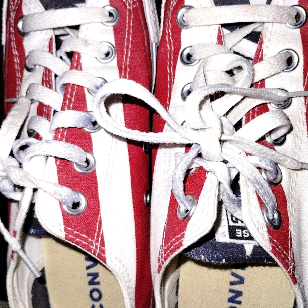 Converse - Picture 5 of 7
